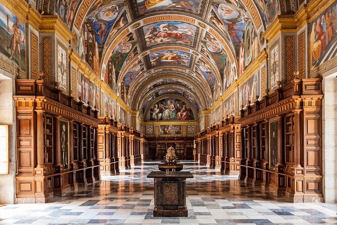 Private VIP visit El Escorial Palace, Monastery, Villa & Garden - The Lonja and the final view toward Mount Abantos