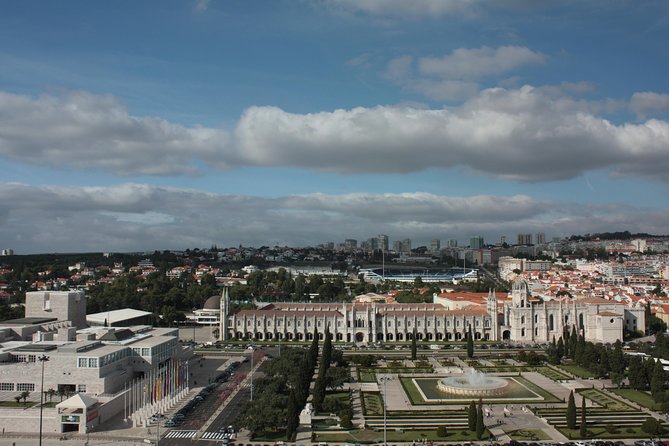 Private Walking Tour in Belém & Visit Tropical Garden - The riverfront and the Discoveries Monument