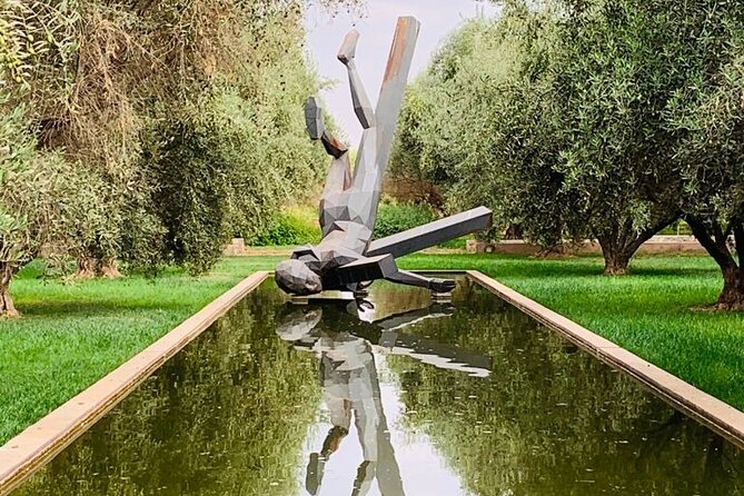 Private Walking Tour in Marrakesh Hidden Gardens and Street Art - Is $220.21 per person a fair price?