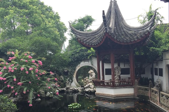 Private Zhujiajiao Ancient Town and Harmony Garden Day Tour with Gondola Ride - Harmony Garden and its private collection