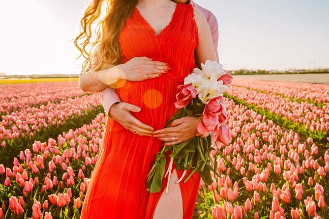 Professional Photoshoot at Private Tulip Field - Who will get the most from this experience