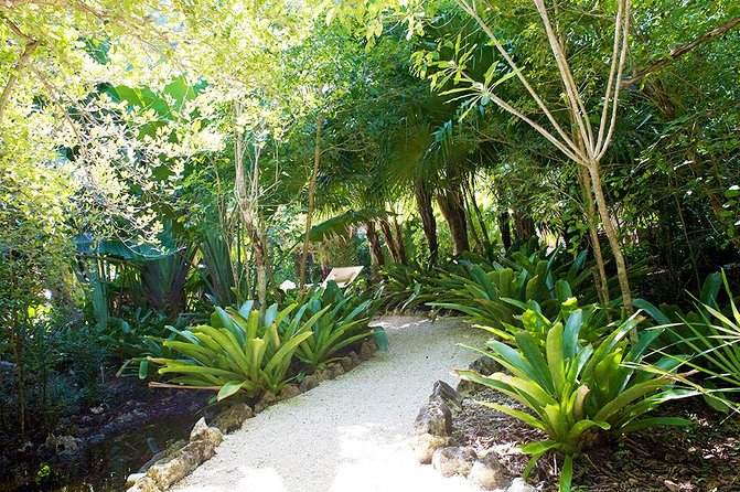 Queen Elizabeth II Botanic Park and Pedro St James Castle Tour in Grand Cayman - Why these two Grand Cayman stops work well together