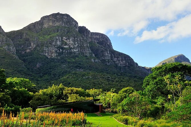 Robben Island ,Kirstenbosch Gardens and Groot Constantia. - Groot Constantia connects wine with Cape Town’s past