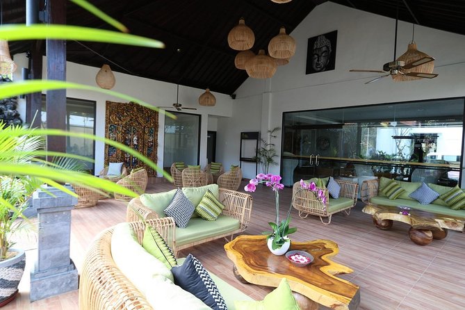 Royal Orchid Spa 90 Minutes Relaxing Massage. - What the positive and negative feedback tells you