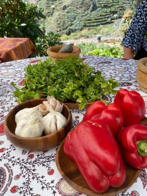 Rural Life Experience: Mojo Workshop and botanical Walk - Who should book this experience?