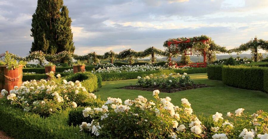 Salignac-Eyvigues: Gardens of Eyrignac Manor Entry Ticket - A five-century family estate with a 17th-century manor