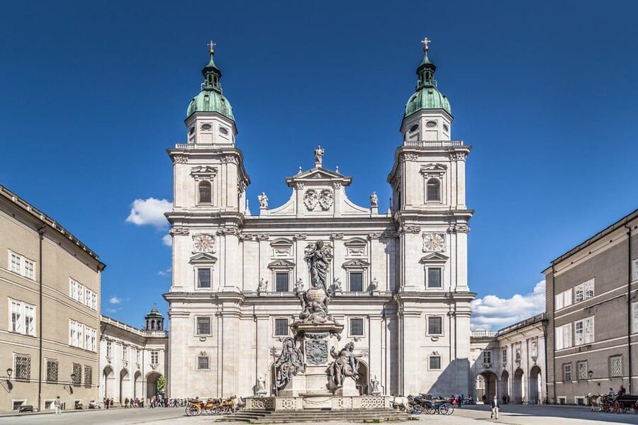 Salzburg Tour: Mirabell Gardens, Sound of Music, Mozart - Kapitelplatz and the fortress above the rooftops