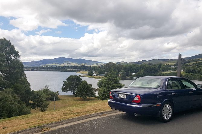 Sanctuary Mountain (Mt Maungatautari) & Hamilton Gardens Day trip from Auckland - Lake Karapiro and the 1947 hydroelectric dam