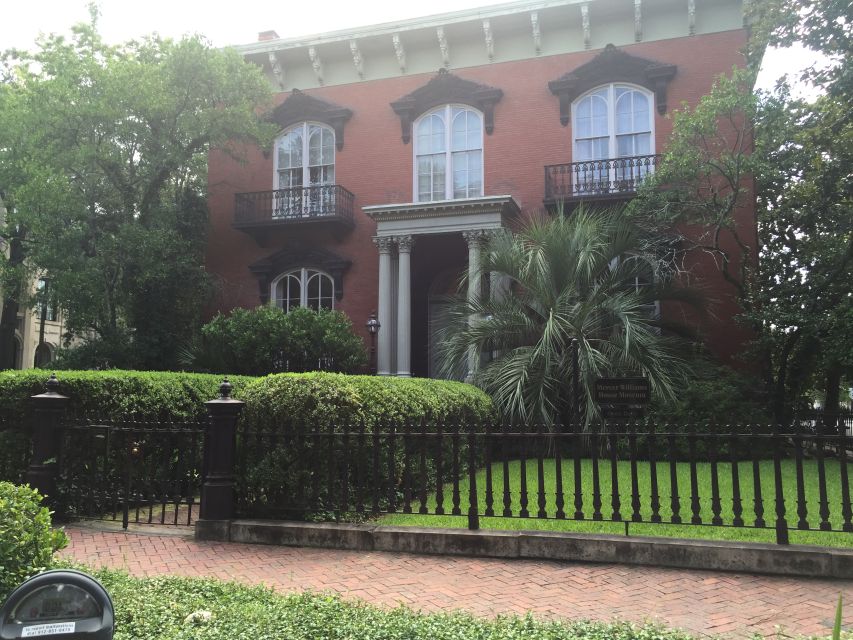 Savannah: Midnight in the Garden of Good and Evil Tour - Johnson Square and the early city grid