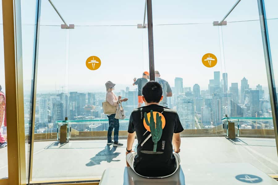 Seattle: Space Needle & Chihuly Garden and Glass Ticket - How the combined ticket handles time
