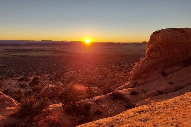 Secluded Arches Sunset Experience Best Of Devils Garden Fun Hike - Why this Arches sunset outing works