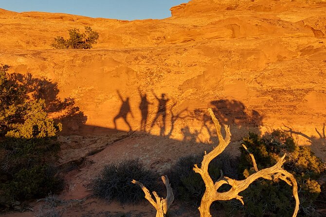Secluded Arches Sunset Experience Best Of Devils Garden Fun Hike - A secluded cliff for the changing sunset