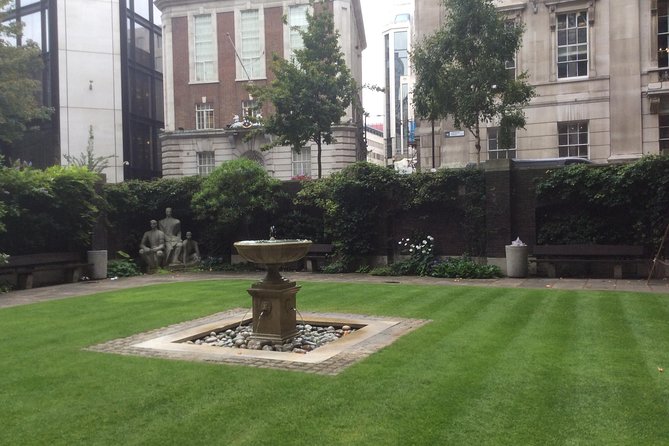 Secret Gardens of the City of London Private Tour - Roman London beneath Guildhall