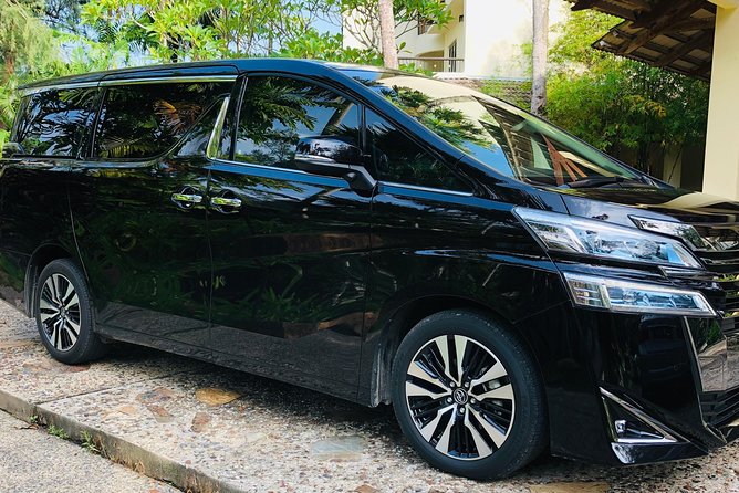 Secret Wild Orchid Montego Bay Private Airport Transfers - Meeting your driver at Sangster International Airport