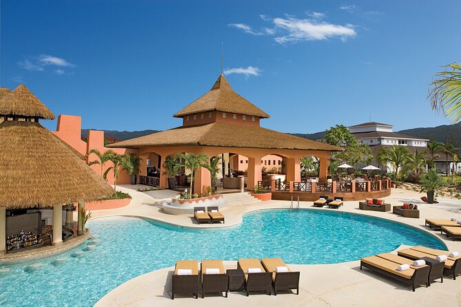 Secrets Wild Orchid Private Airport Transfer - Leaving Sangster Airport without the usual scramble