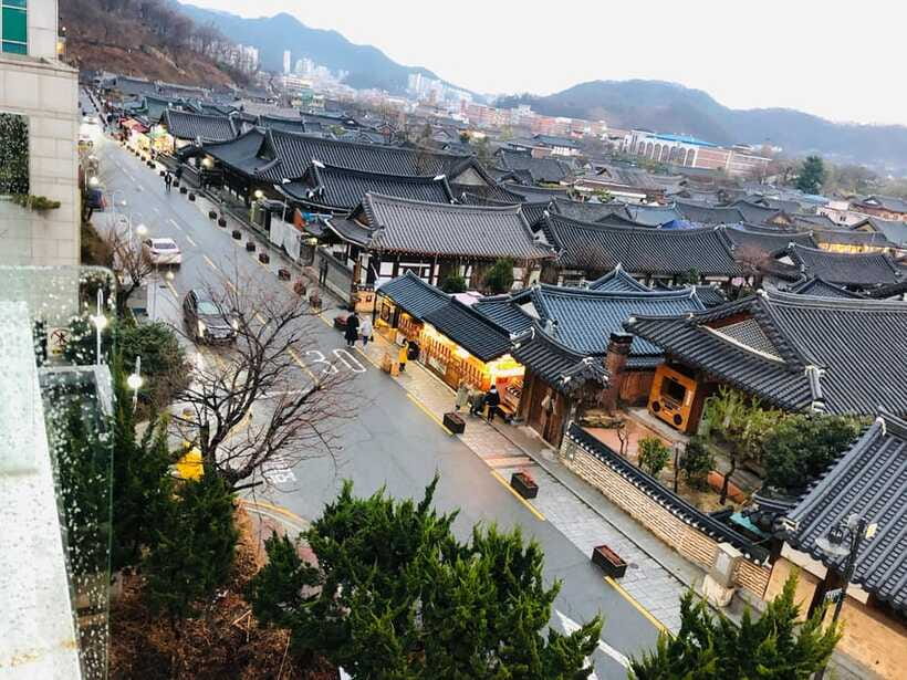 Seoul: Maisan Cherry Blossom and Jeonju Hanok Day Tour - Transport, timing, and the long day