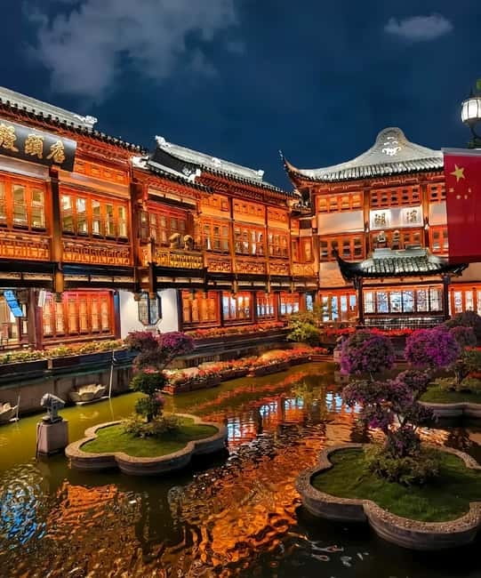 Shanghai: Jing'an Temple, Yu Garden, and Bazaar Private Tour - Why this route works so well in Shanghai