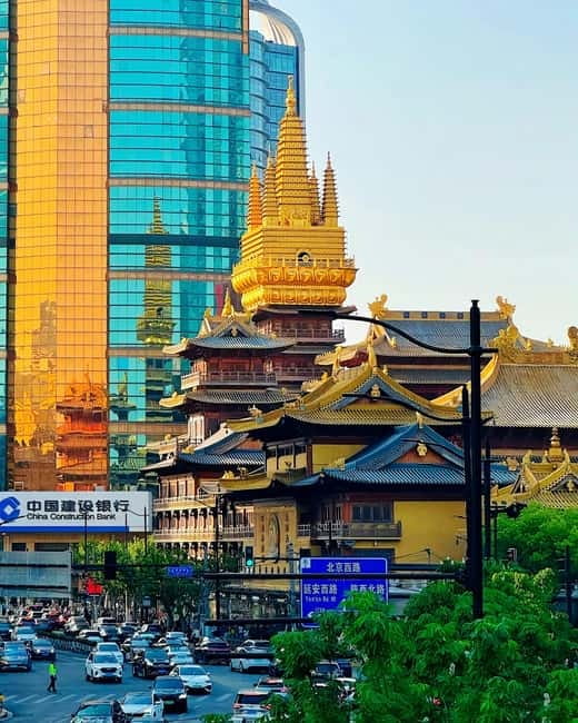 Shanghai: Jing'an Temple, Yu Garden, and Bazaar Private Tour - Practical tips for a smoother morning