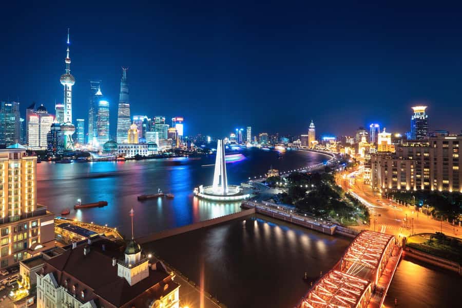 Shanghai:Old Town, Yu Garden, Zhujiajiao Water Town Bus Tour - Why this day works for first-time Shanghai visits