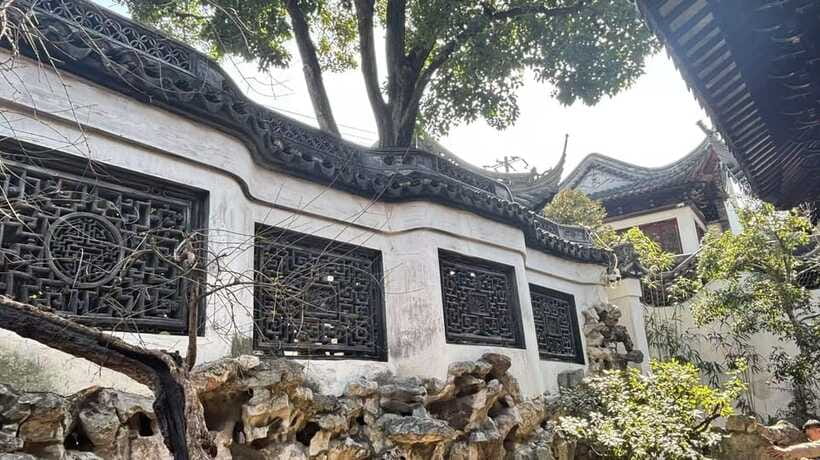 Shanghai: Yu/Yuyuan Garden Entry Ticket--E ticket - Who will enjoy this experience most