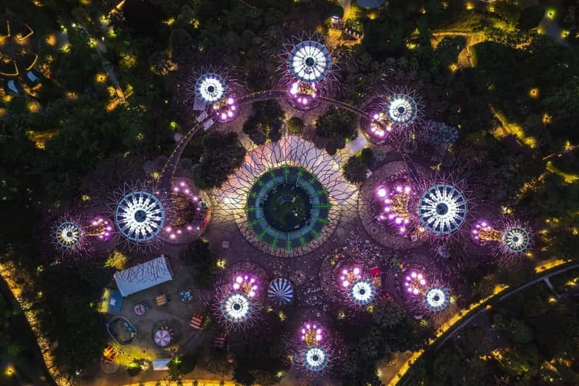 Singapore River Cruise, Garden Rhapsody & Spectra by CYT - Who will get the most from this evening