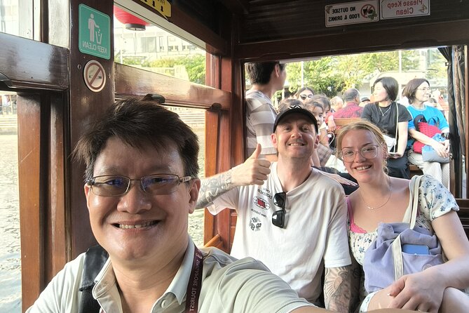 Singapore River Cruise with Spectra & Garden Rhapsody Light Show - Merlion Park provides the classic photo stop