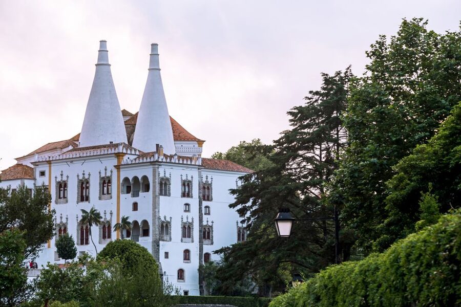Sintra: National Palace and Gardens Skip-the-Line Ticket - The royal rooms and tiled interiors