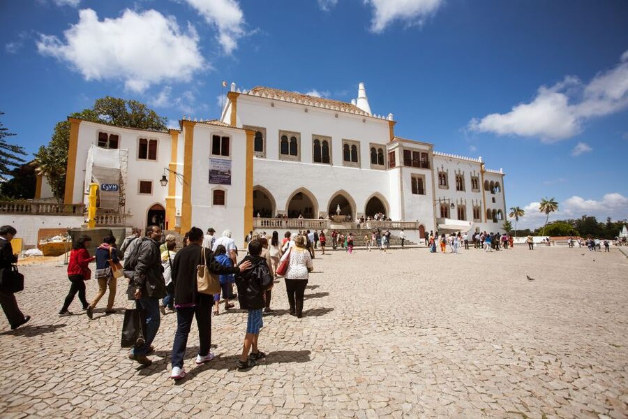 Sintra: National Palace and Gardens Skip-the-Line Ticket - The audio guide and the self-guided format