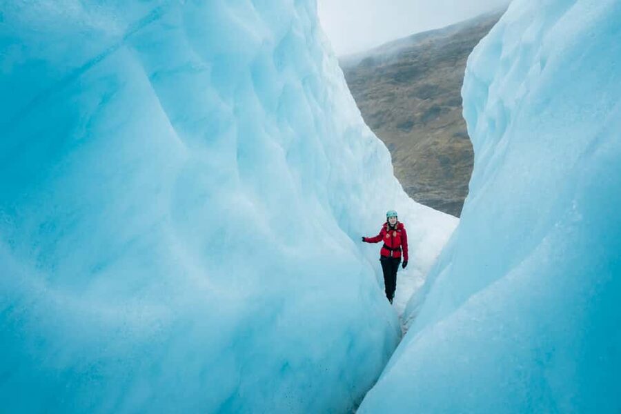 Skaftafell: Blue Ice Maze Glacier Hike on Vatnajökull - The three-hour Crevasse Track