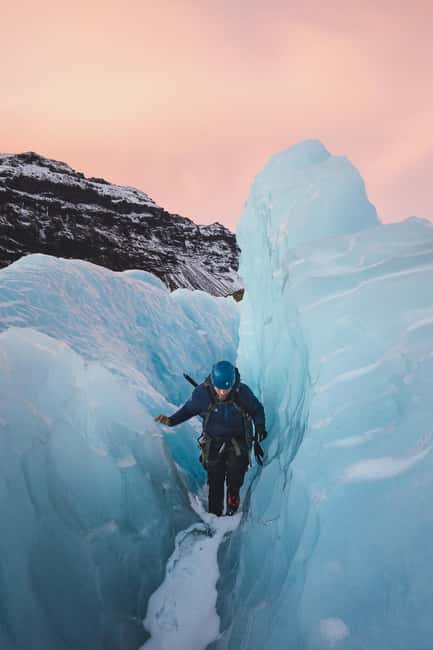 Skaftafell: Blue Ice Maze Glacier Hike on Vatnajökull - Weather, safety, and the changing glacier