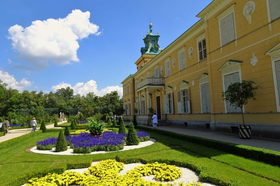 Skip-the-Line Wilanow Palace and Gardens Private Tour Warsaw - Who should book the Wilanów Palace tour?