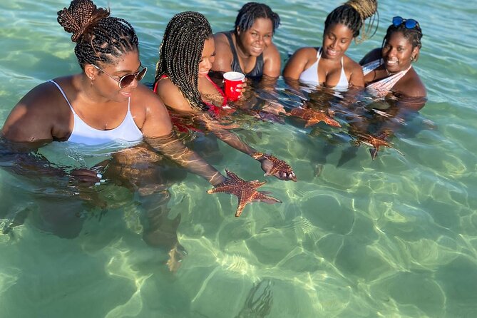 Small Group 7 Mile Beach Stingray City and Coral Gardens Tour - Booking, cancellations, and cruise-day timing