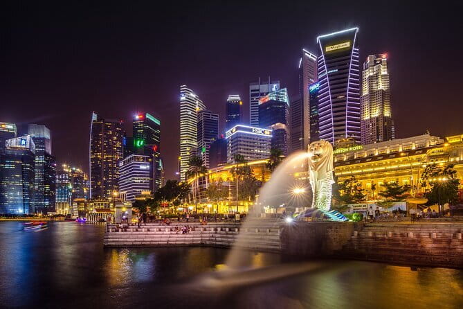 (Small Group) Night Wonders of Singapore: Cruise & Light Shows - Singapore Flyer and Marina Bay photo stops