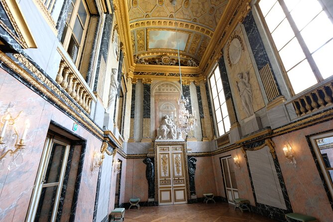 Small Group Paris to Versailles Day Trip with Garden Stroll - The Carriage Gallery and royal transport