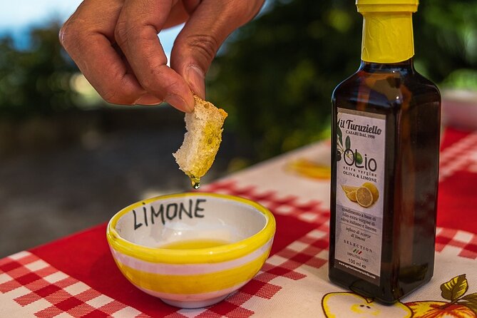 Sorrento Ape Tour, Lemon Garden, Mozzarella Show & Pizza Class - Watching mozzarella take shape at Il Turuziello