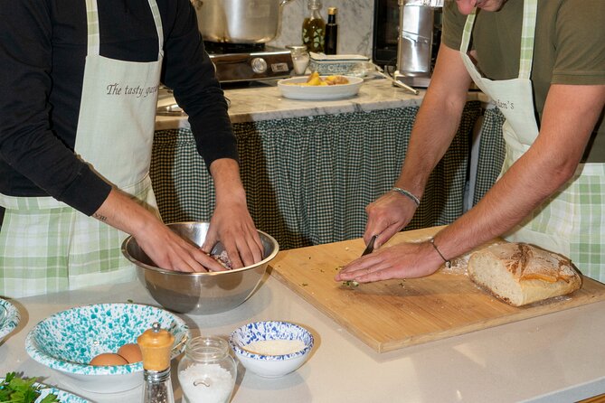 Sorrento's Tasty Garden - The Garden Setting Versus a Formal Cooking School