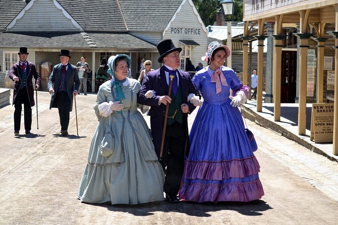Sovereign Hill, Botanical Gardens and Melbourne Skydeck Bus Tour - The Eureka Centre and the miners’ rebellion