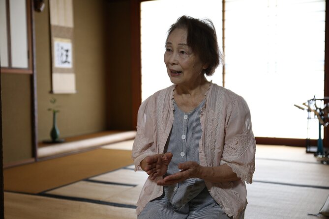 Special Ikebana Experience Guided by an Ikebana Master, Mrs. Inao - Learning with Ikenobo teacher Mrs. Inao