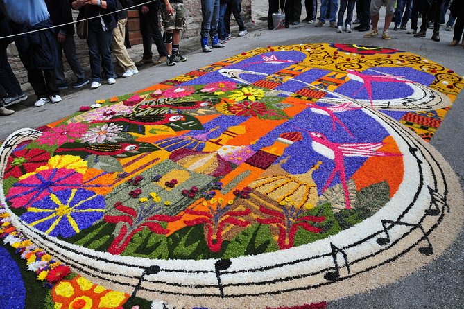 Spello: a journey through flowers, mosaics and ancient Roman ruins - Carsulae: Roman roads and a town in open air