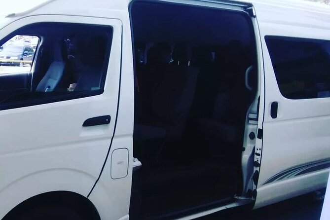 St Lucia Airport Transfer to ANY Bay Gardens location - What the local commentary adds