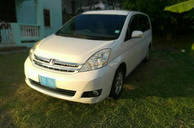 St Lucia Airport Transfer to ANY Bay Gardens location - Who should book this transfer