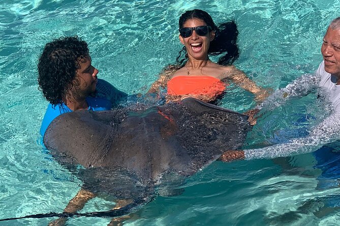 StingrayCity ,Coral Garden & Starfish Tour. - Crew service is a major part of the experience