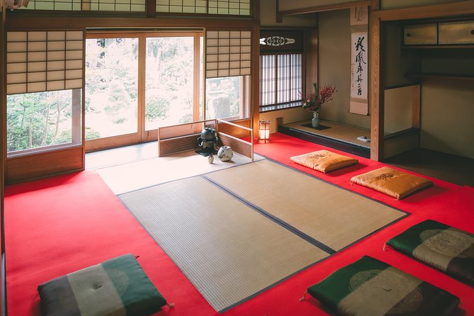 Stunning Private Tea Ceremony: Camellia Garden Teahouse - The opening lesson in the sofa room