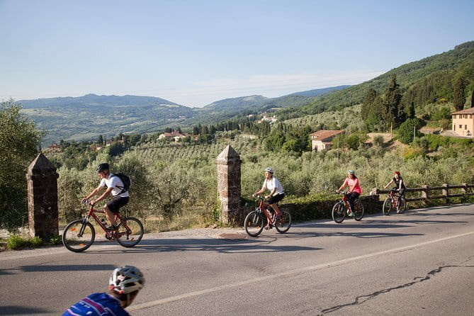 Sunset Bike tour of Florence &Rose Garden & Piazzale Michelangelo - The Rose Garden climb to Piazzale Michelangelo