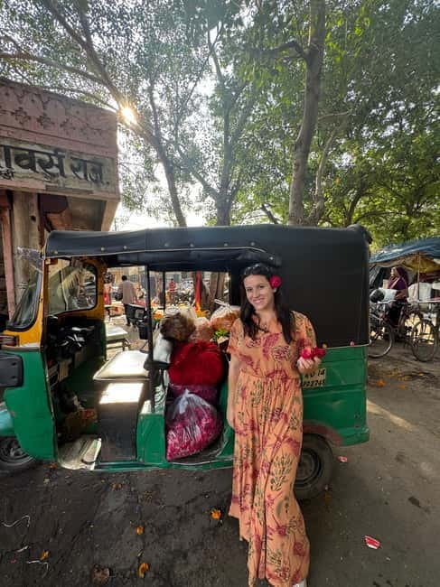 Take in the Beauty of an Early Morning with Fresh Flowers - Why Jaipur is best seen before breakfast