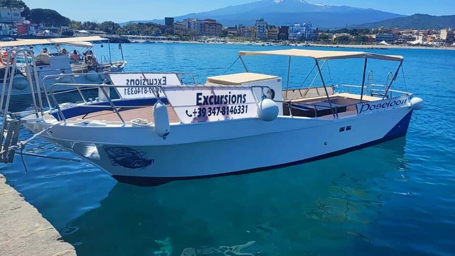 Taormina Giardini Naxos: Boat Tour with Aperitif & SwimMasks - Grotta dell’Amore and the small coastal caves