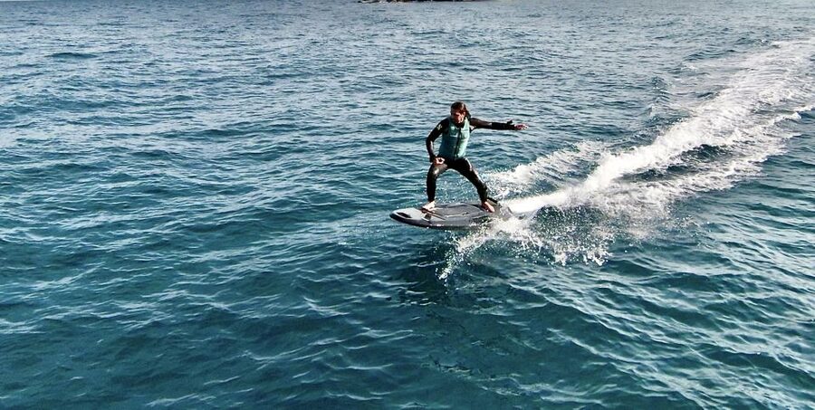 Taormina - Giardini Naxos Electric Jetsurfing boat trip - Electric jetsurfing in Taormina Bay