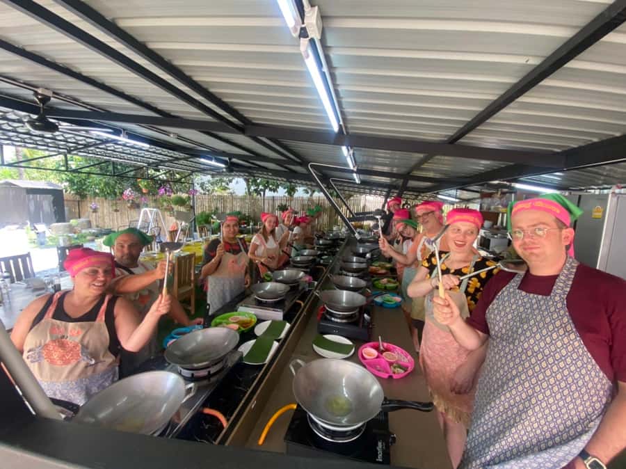 Thai Cooking Class with Market & Garden Tour - Key points to know before booking