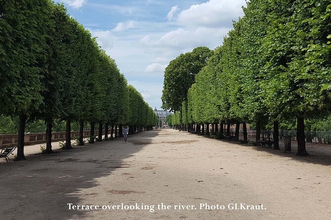 The Tuileries Garden's Classic Sights: A Self-Guided Audio Tour - L’arbre des voyelles and the fallen Tree of Vowels