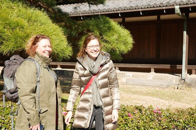 Tokyo: Edo Castle & East Garden of the Imperial Palace Tour - Pace, comfort, and practical limits